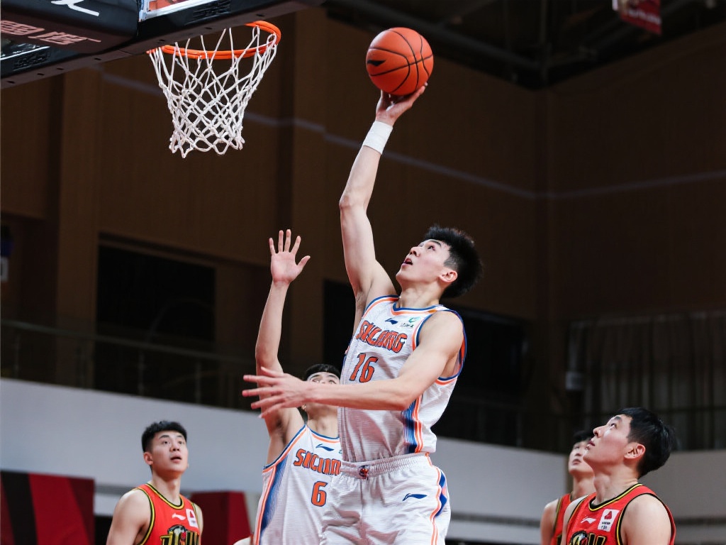 出了浓厚兴 出了浓厚兴